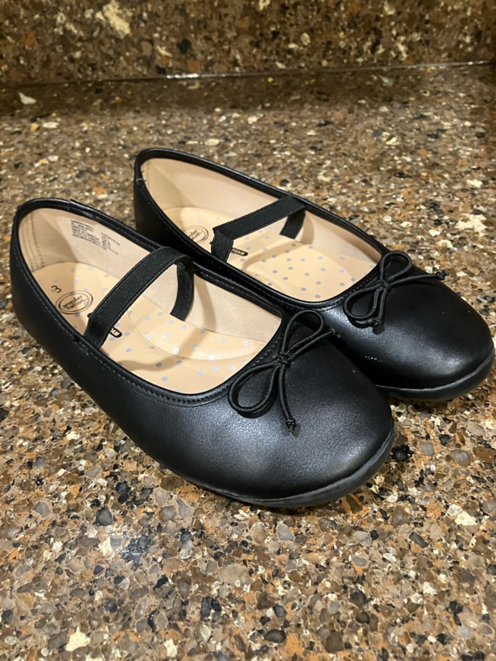Girls Wonder Nation Black Mary Jane Ballet Flats with Bow Size 3 Damaged